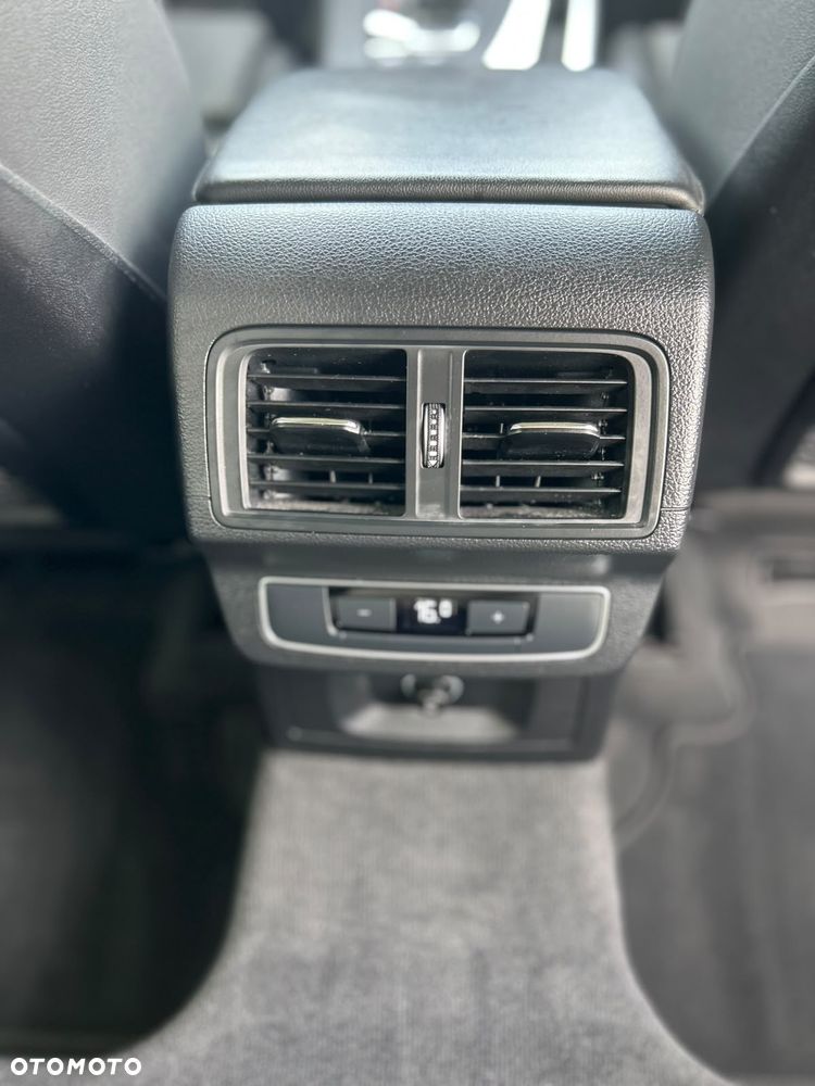 Audi Q5 40 TDI quattro S tronic sport - 26