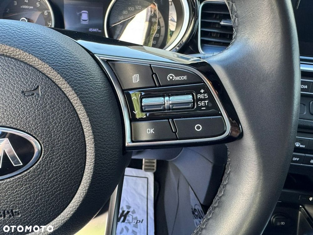 Kia Ceed - 16