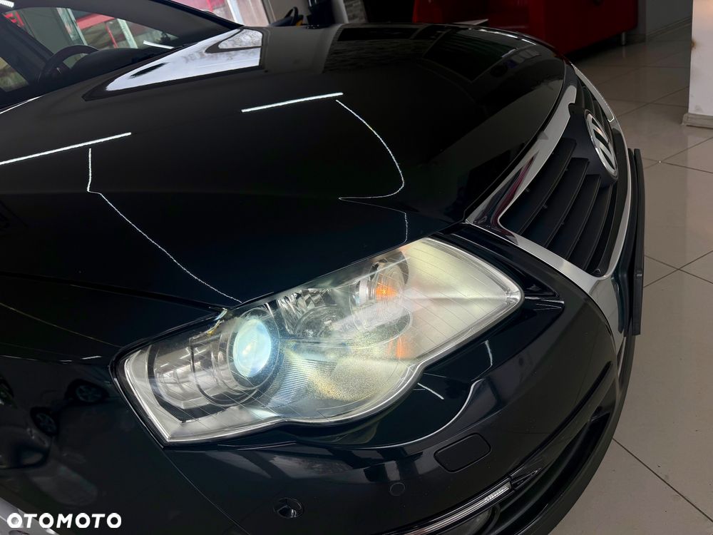Volkswagen Passat - 13