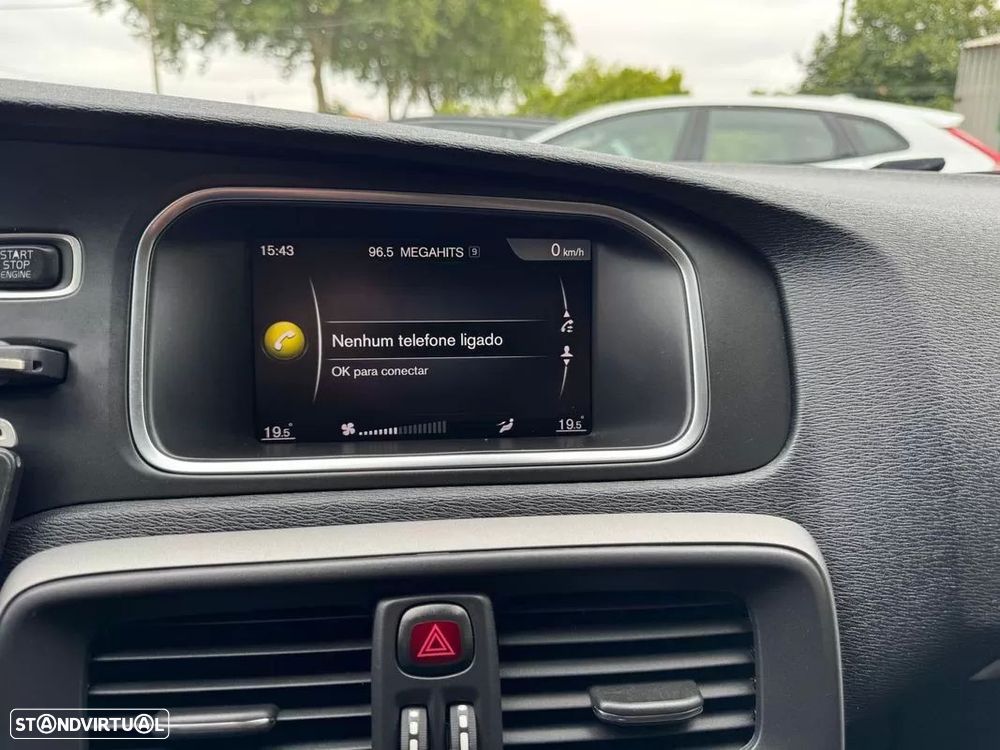 Volvo V40 2.0 D2 Momentum - 11