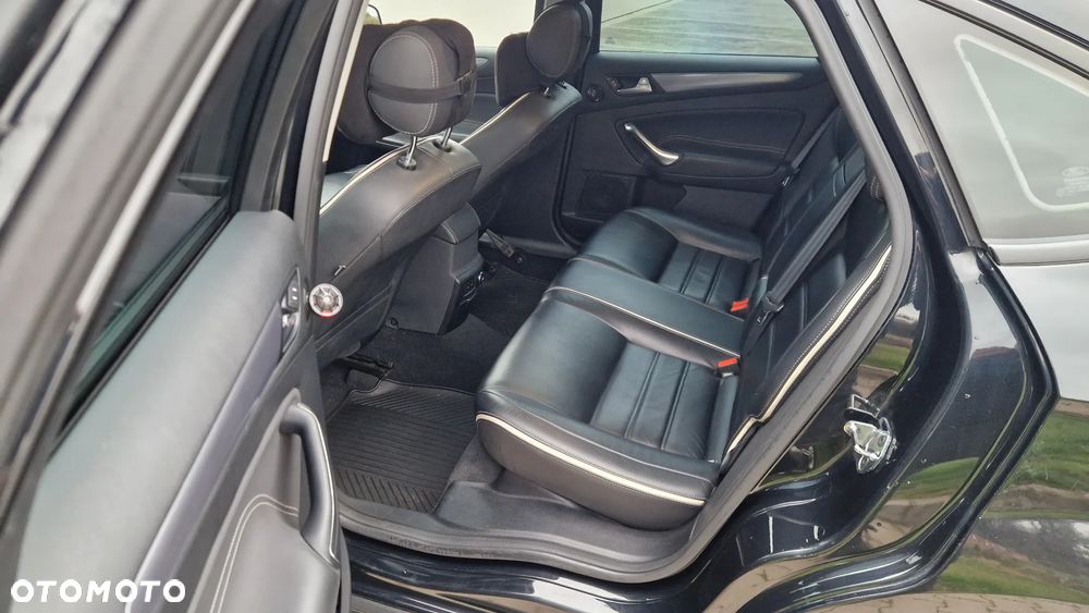 Ford Mondeo 2.0 EcoBoost Titanium - 18
