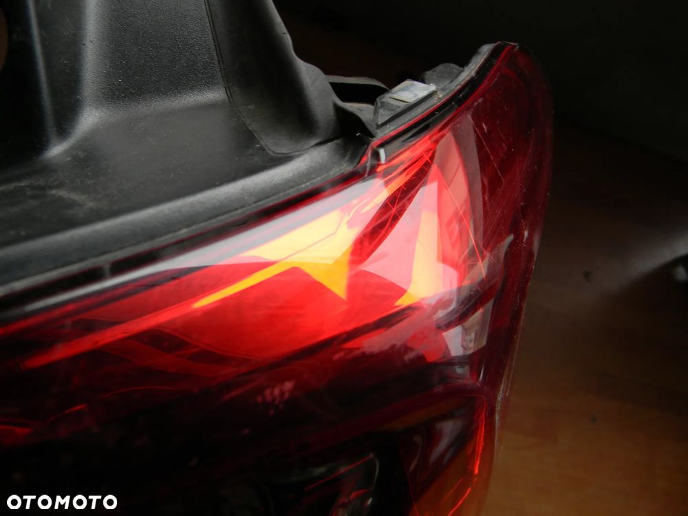 lampa prawa tył VW PASSAT B8 KOMBI EUROPA - 6