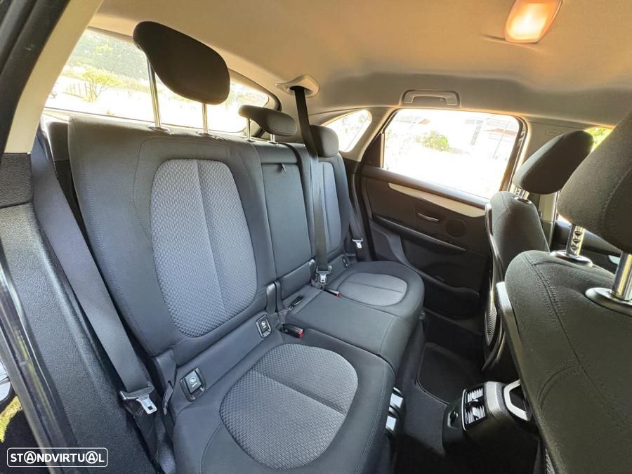 BMW 216 Active Tourer d Line Sport - 20