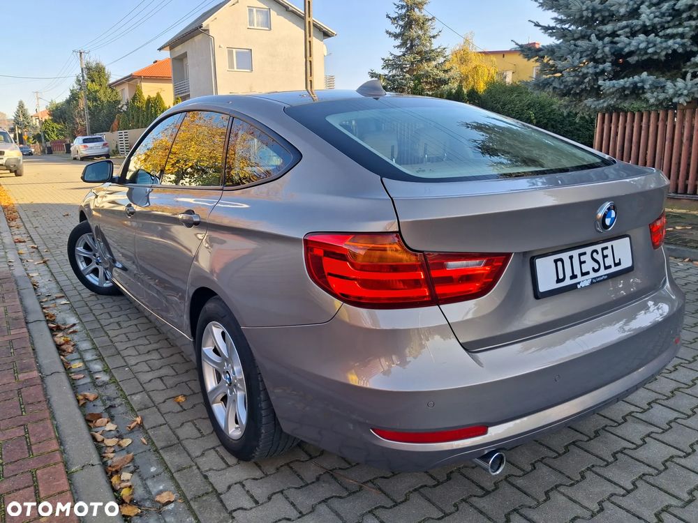 BMW 3GT 318d Luxury Line - 36
