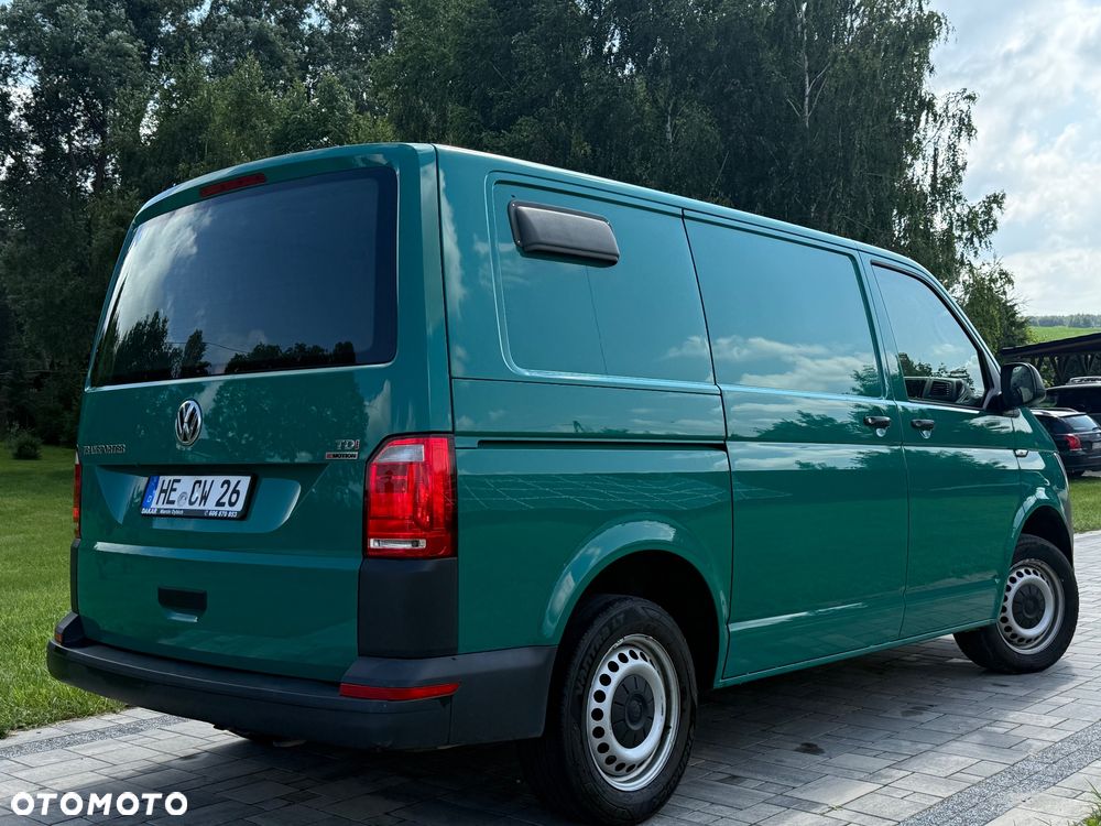 Volkswagen Transporter - 18