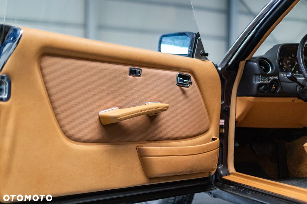 Mercedes-Benz 230 C 1979 photo 5