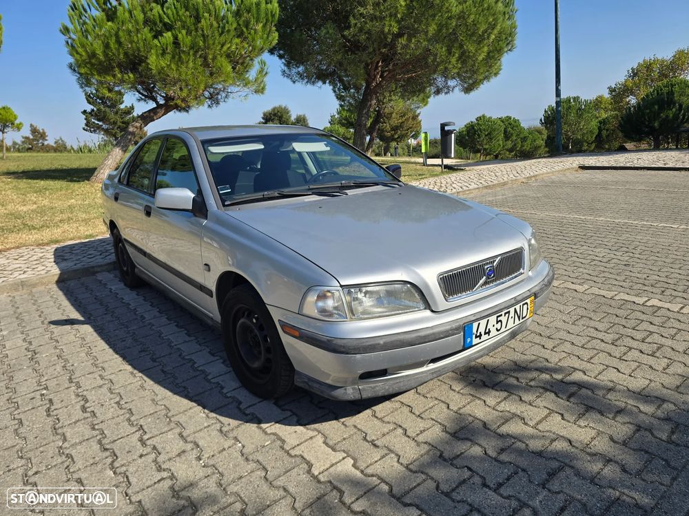 Volvo S40 - 1