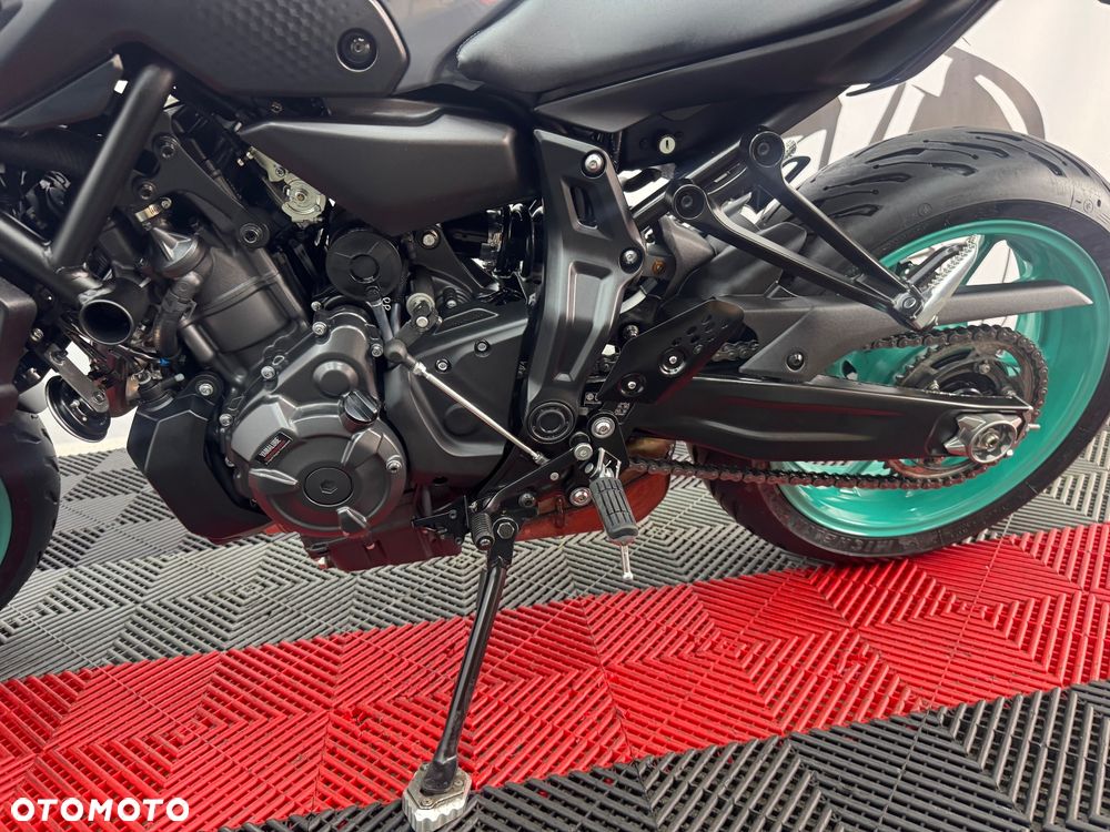 Yamaha MT - 16