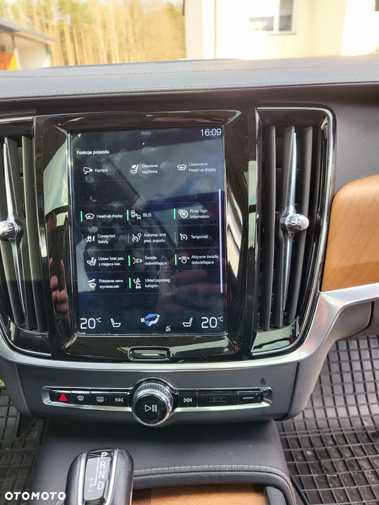 Volvo V90 D4 AWD Geartronic Inscription - 28