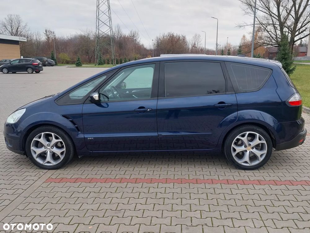 Ford S-Max 2.5 Titanium - 1