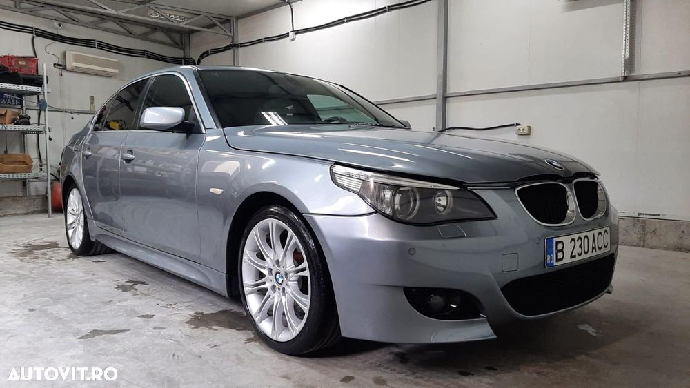 BMW Seria 5 530iA - 1