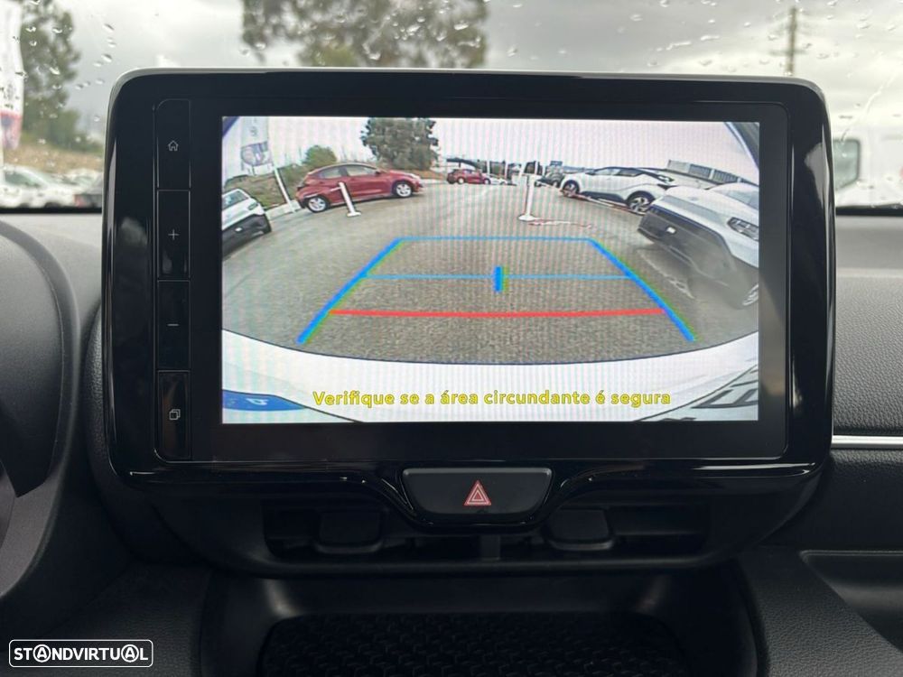 Toyota Yaris 1.5 HDF Comfort Plus - 19