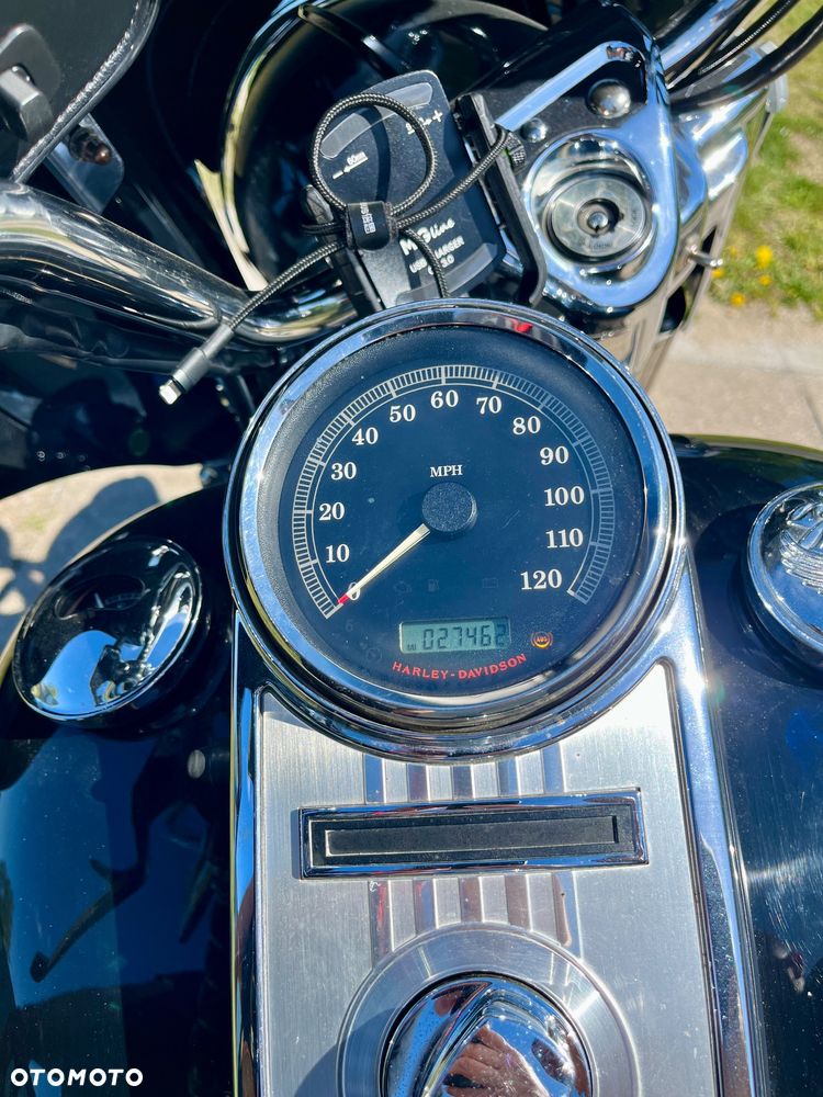 Harley-Davidson Touring Road King - 13