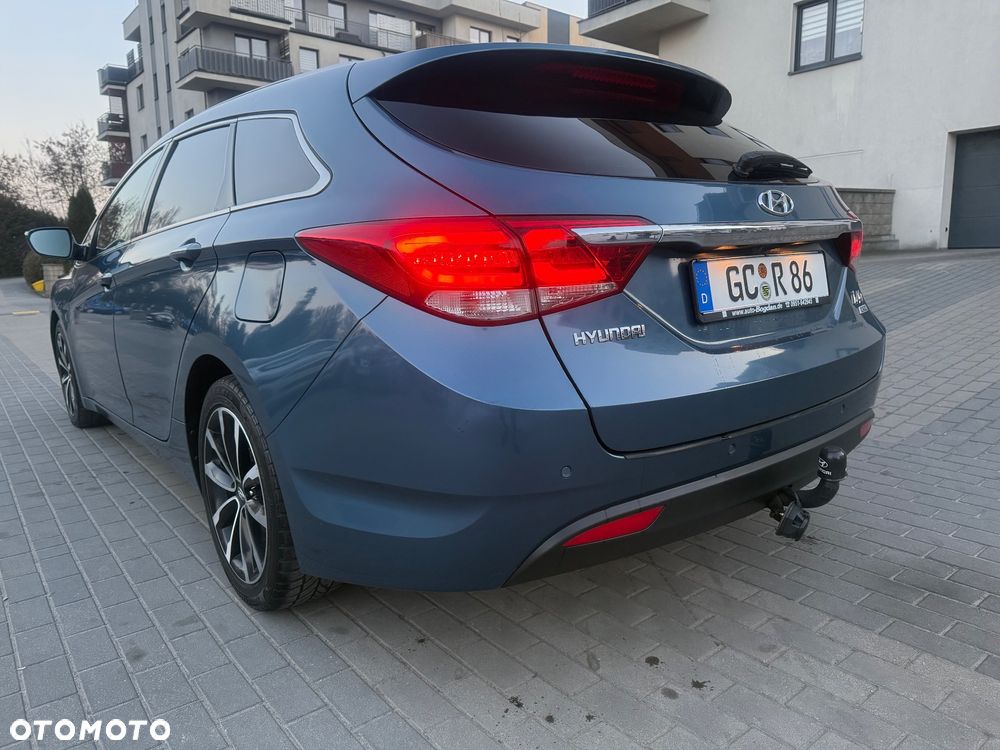 Hyundai i40 Kombi blue 1.7 CRDi DCT Premium - 12