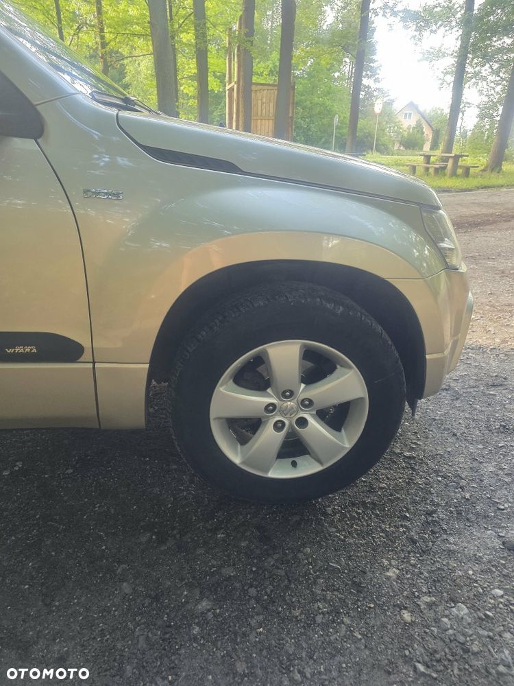 Suzuki Grand Vitara - 5