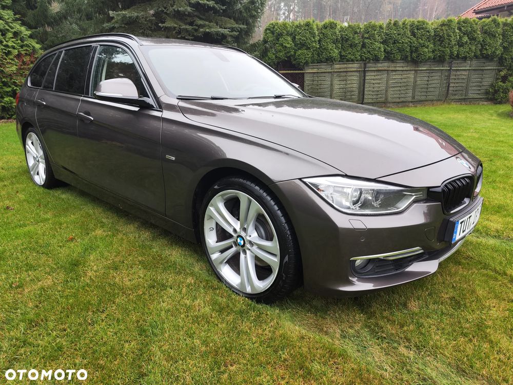 BMW Seria 3 325d Luxury Line sport - 3