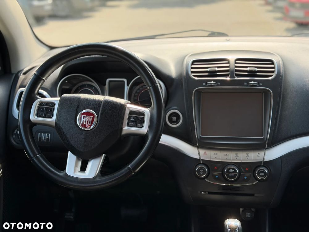 Fiat Freemont 2.0 Multijet Lounge AWD - 11