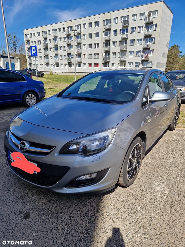 Opel Astra 1.4 Turbo - 1