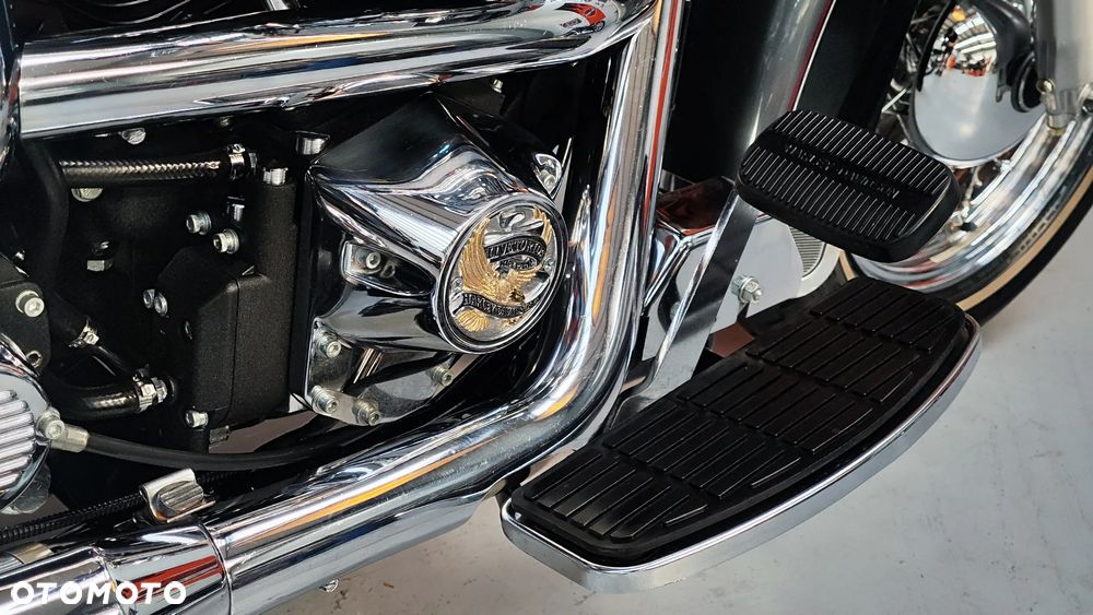 Harley-Davidson Softail Deluxe - 19