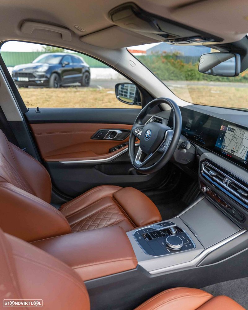 BMW 320 e Aut. Advantage - 42