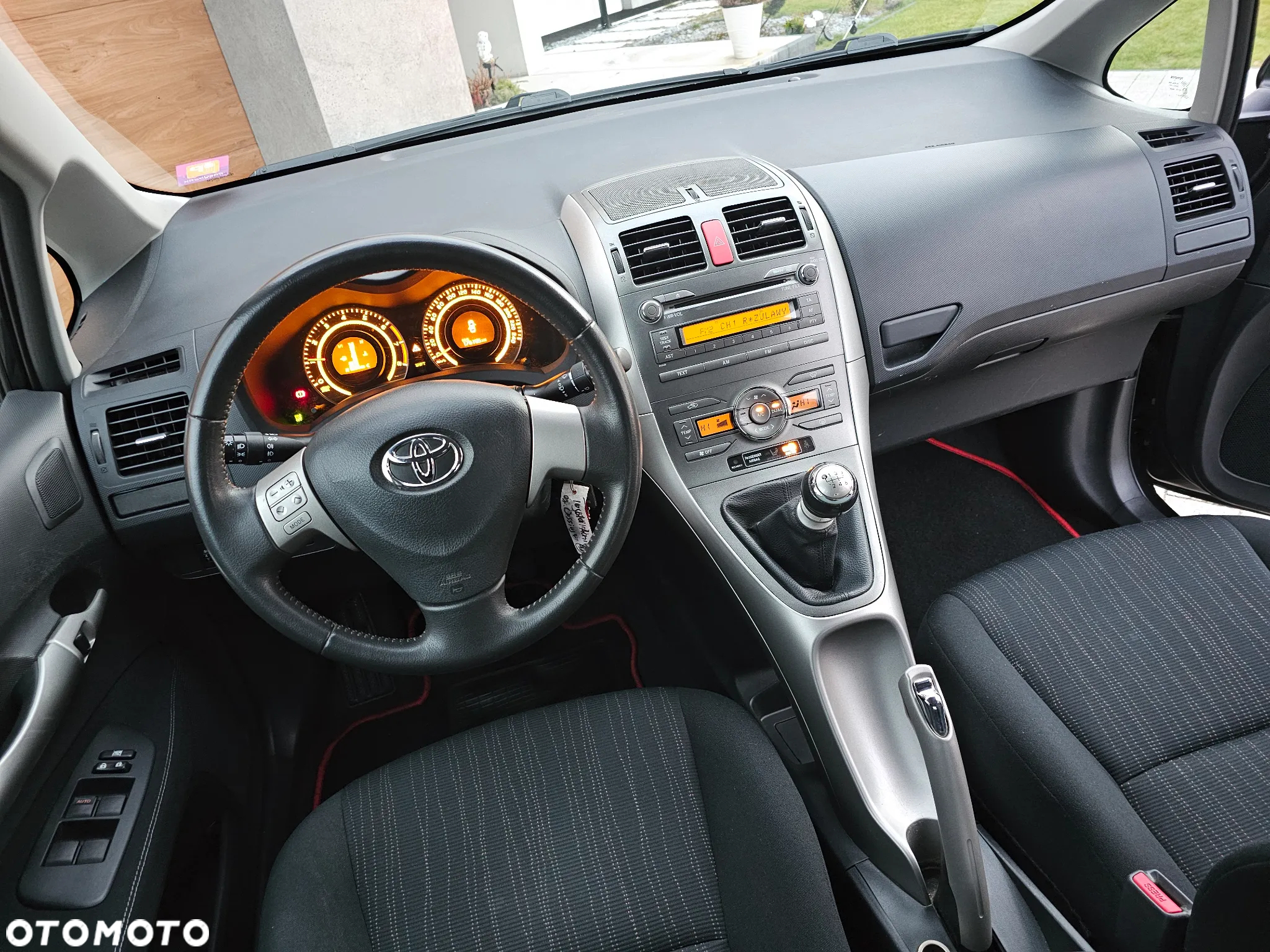 Toyota Auris 1.33 VVT-i Life - 9