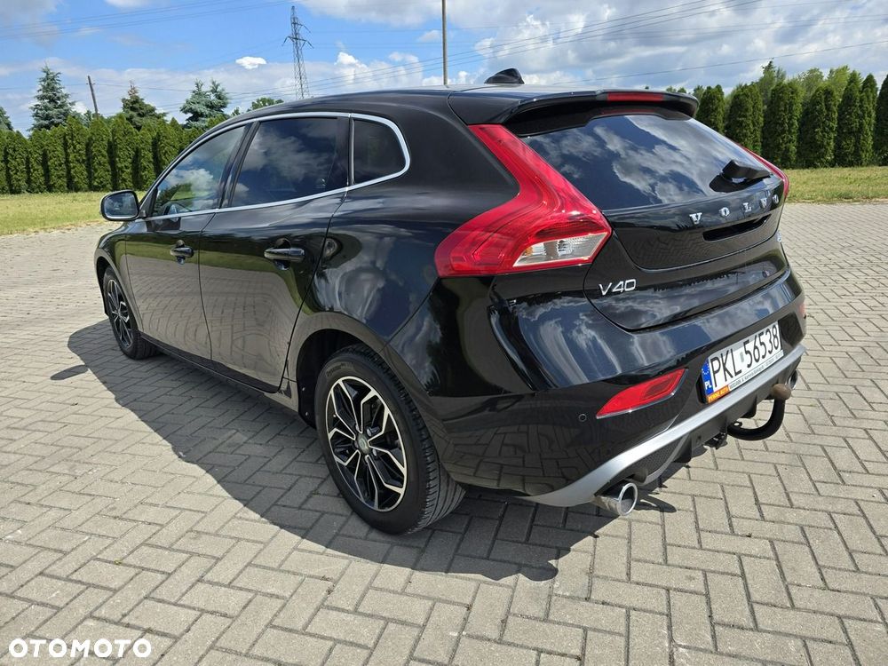 Volvo V40 - 13