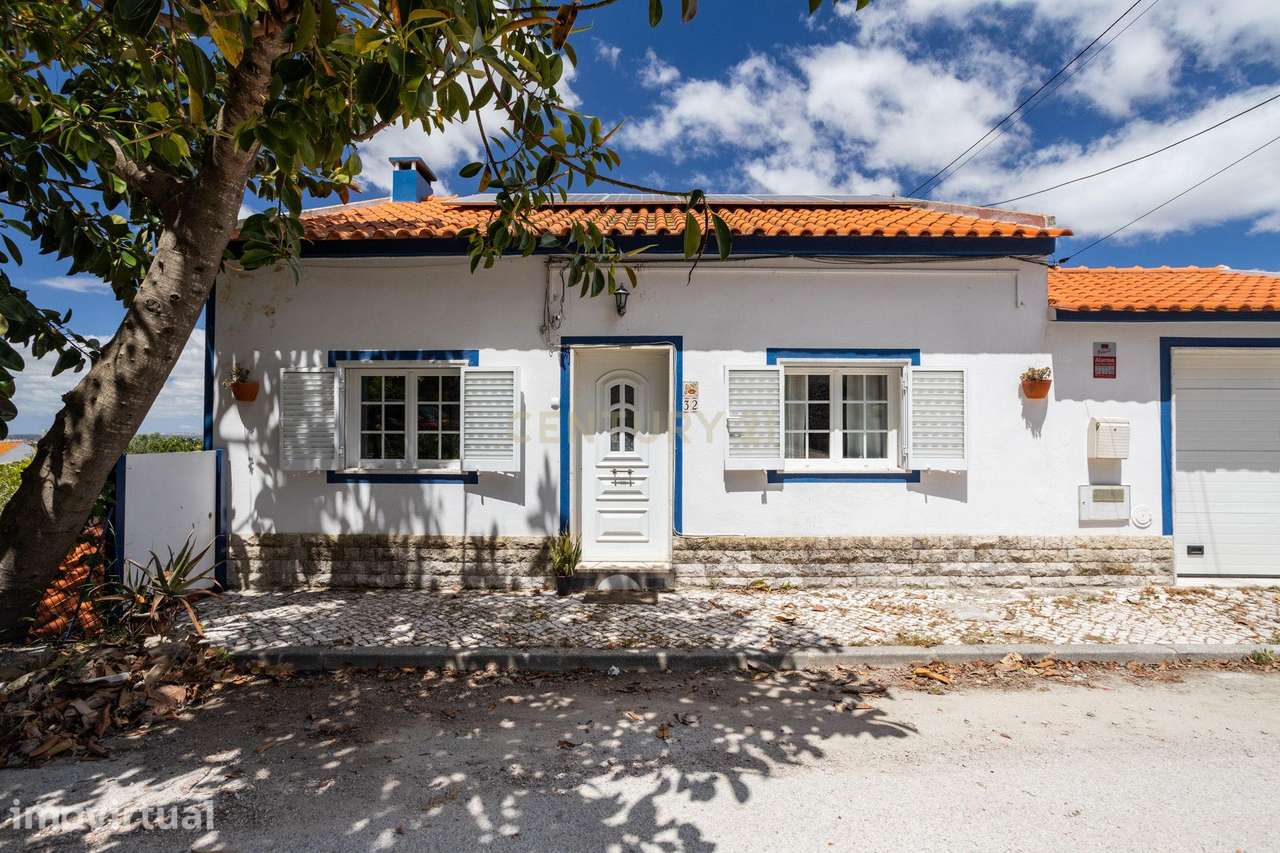 Moradia Independente com espaçoso terreno, na Rua Manuel Cândido, na Q - Grande imagem: 3/57