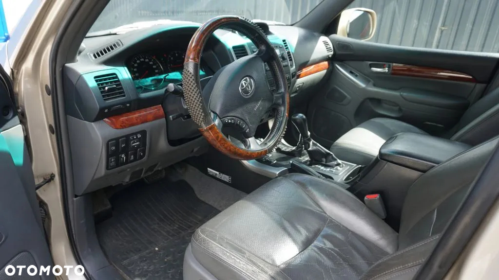 Toyota Land Cruiser 3.0 D Luna Comfort - 11