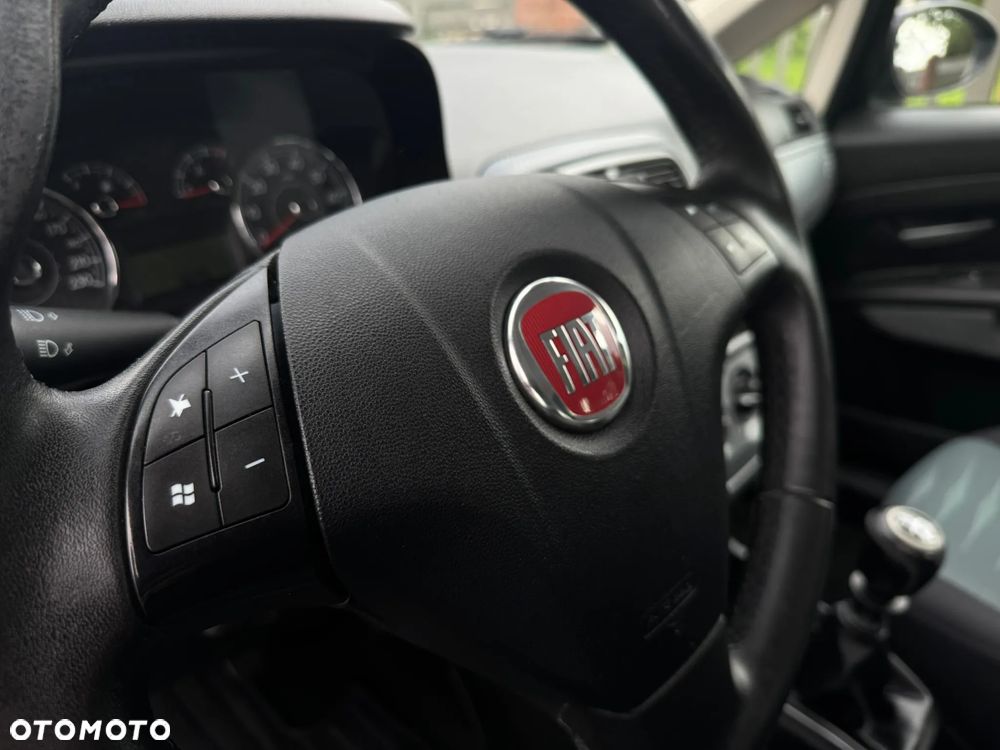 Fiat Punto 1.4 Easy Pakiet Easy Plus S&S - 11