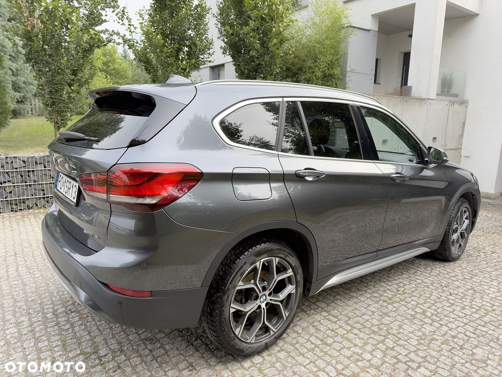 BMW X1 sDrive18i xLine - 4