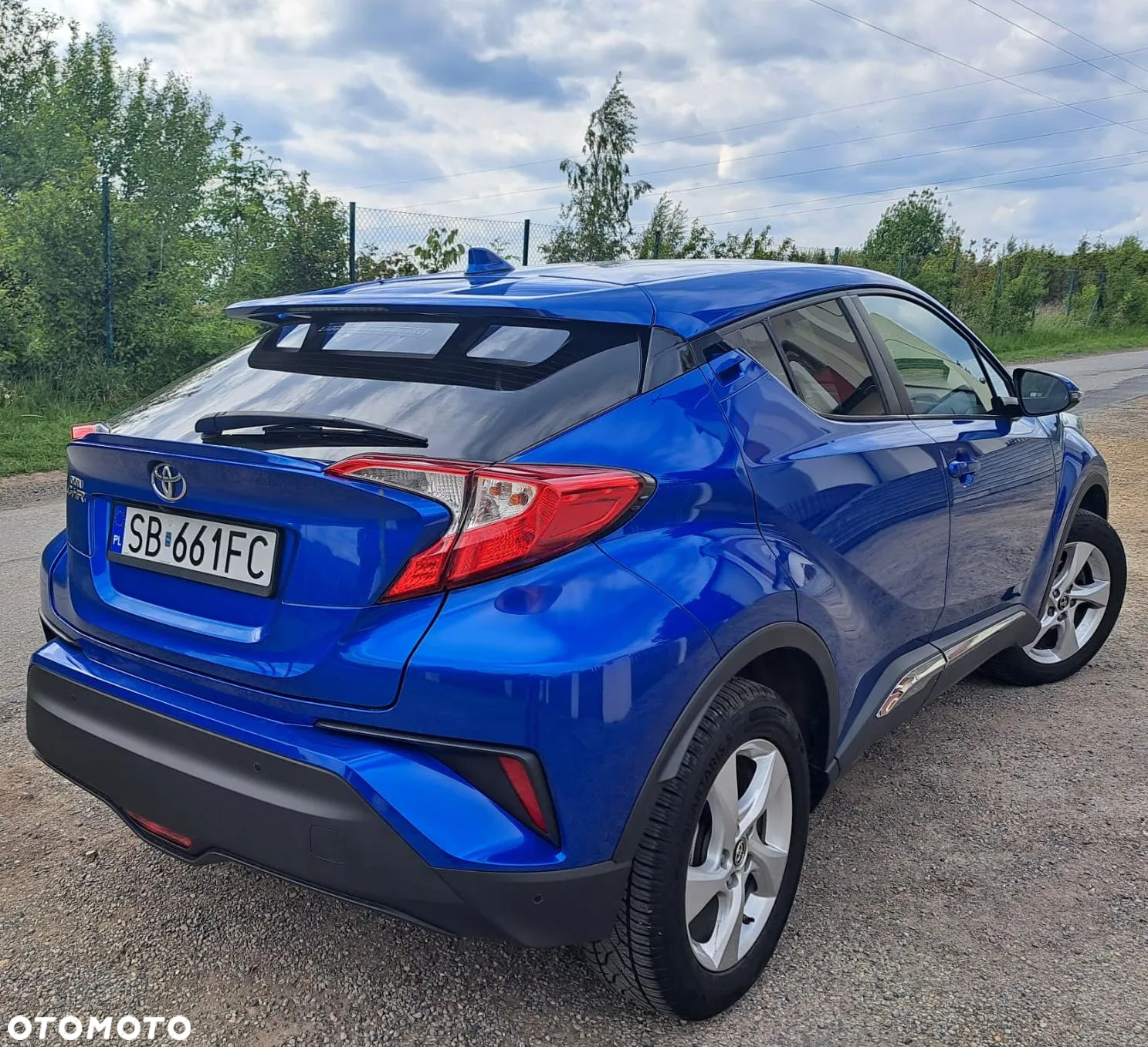 Toyota C-HR - 11