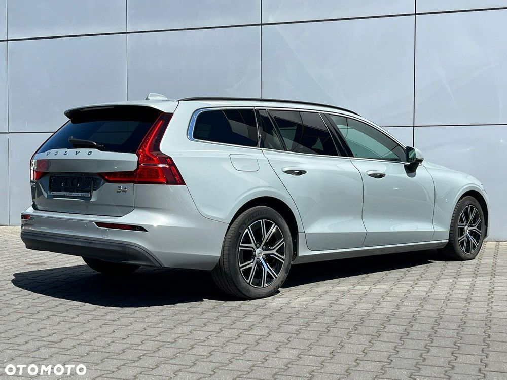Volvo V60 B4 D Core - 10