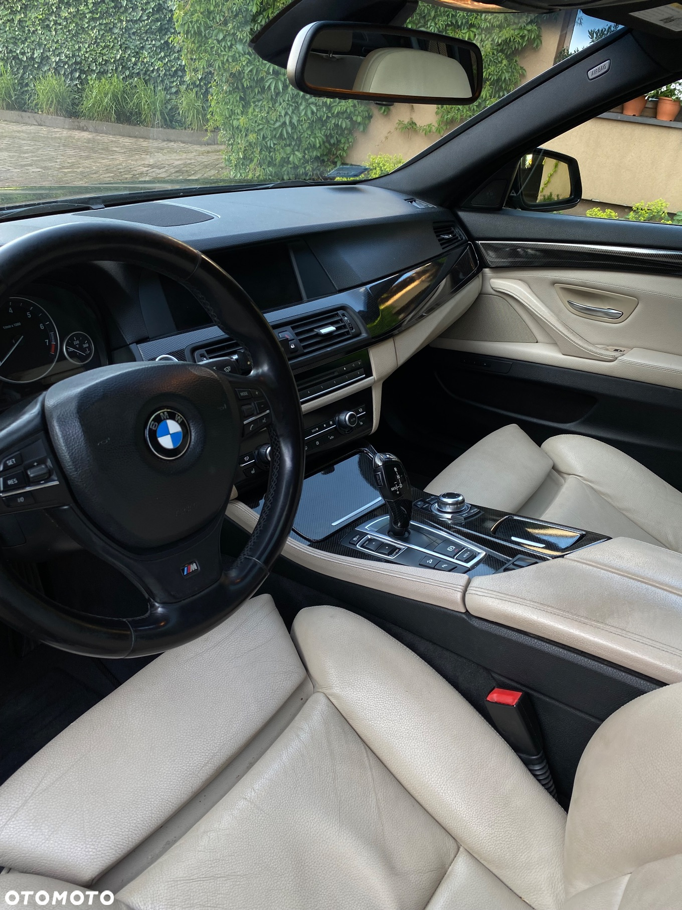 BMW Seria 5 535i xDrive - 27