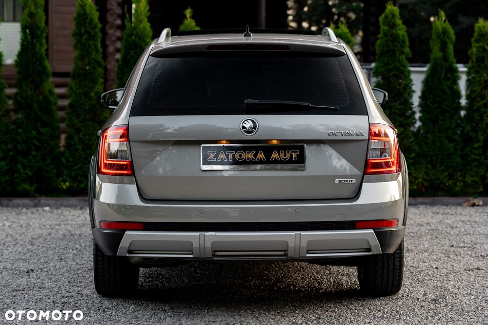 Skoda Octavia 2.0 TDI 4x4 DSG Scout - 11