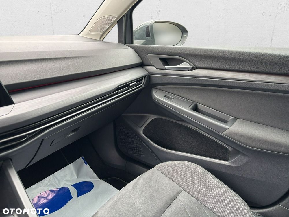 Volkswagen Golf - 15