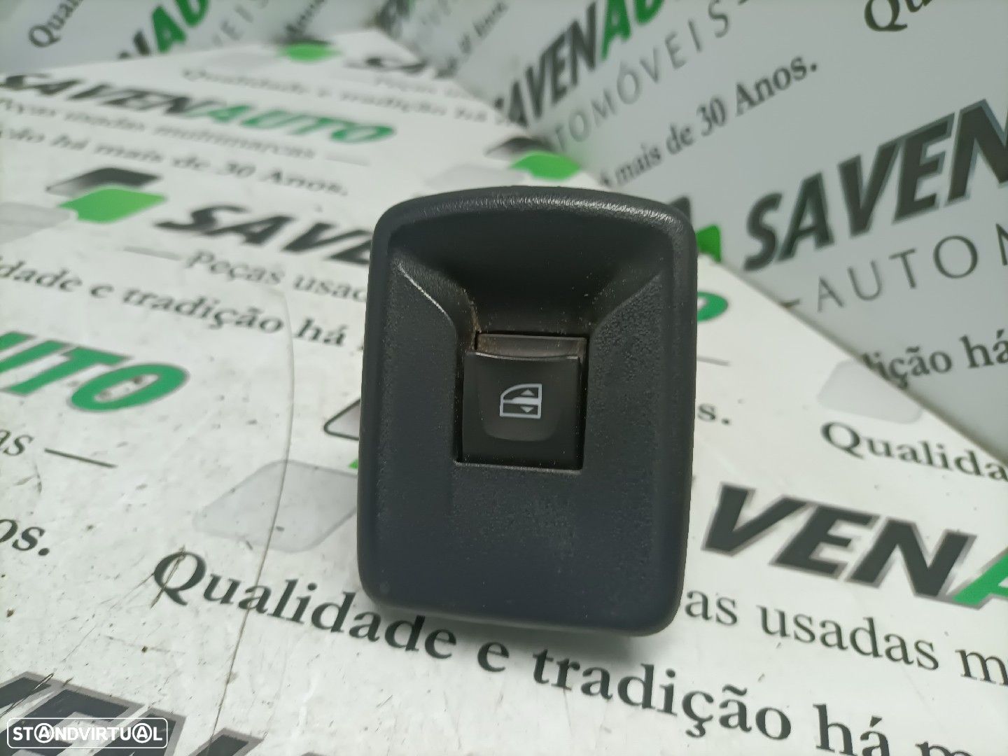 Botão / Botões / Comutador Vidro Dto Dacia Lodgy (Js_) - 1