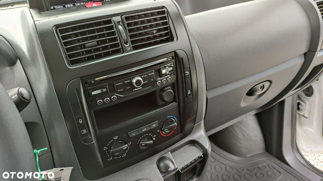 Peugeot expert - 27