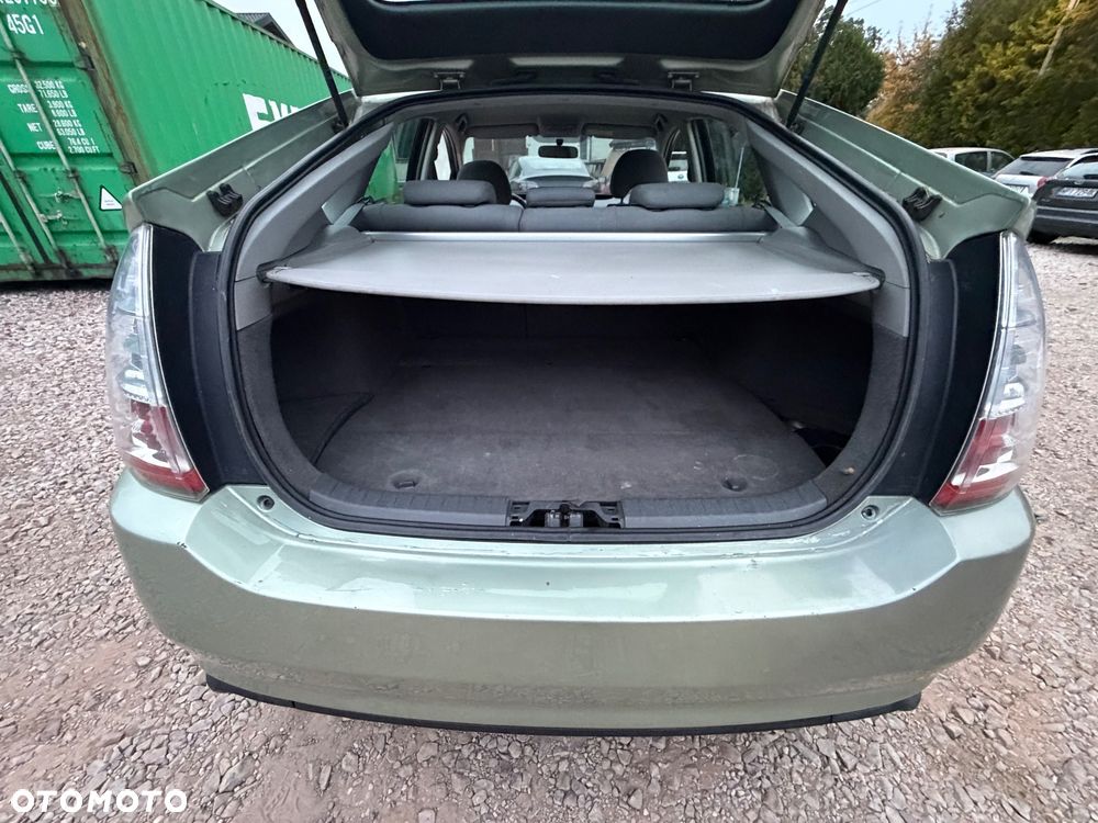 Toyota Prius - 24