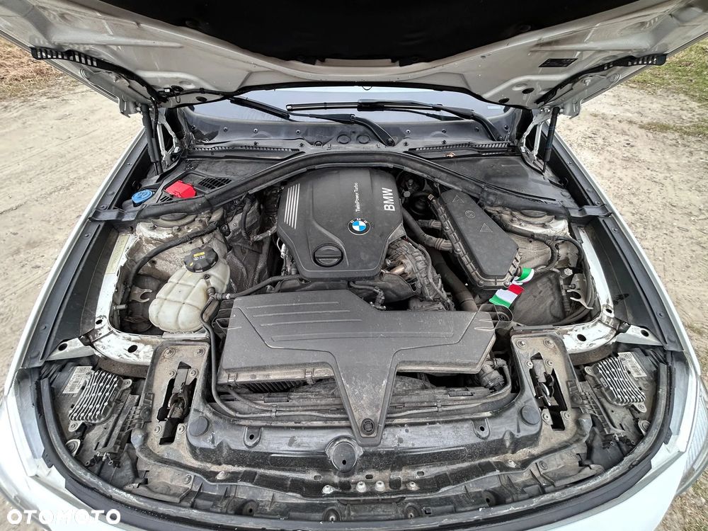 BMW 3GT 320d Luxury Line - 26