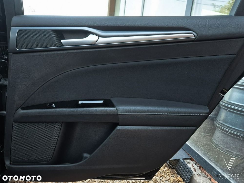 Ford Mondeo 2.0 EcoBlue Titanium - 29