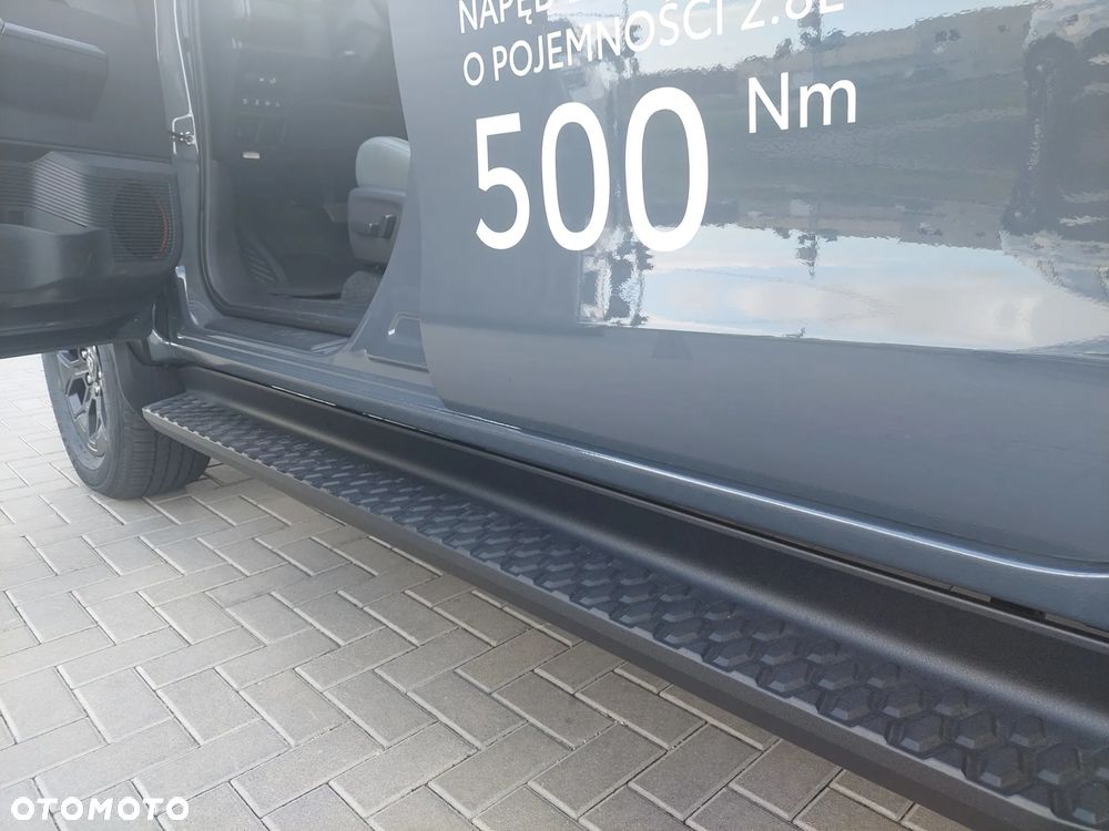 Toyota Hilux 2.8 D-4D mHEV Double Cab Invincible 4x4 - 30