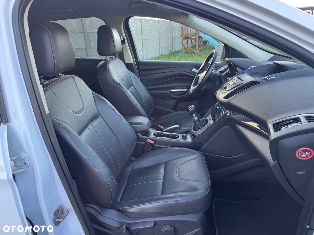 Ford Kuga 2.0 TDCi 4x4 Trend - 16