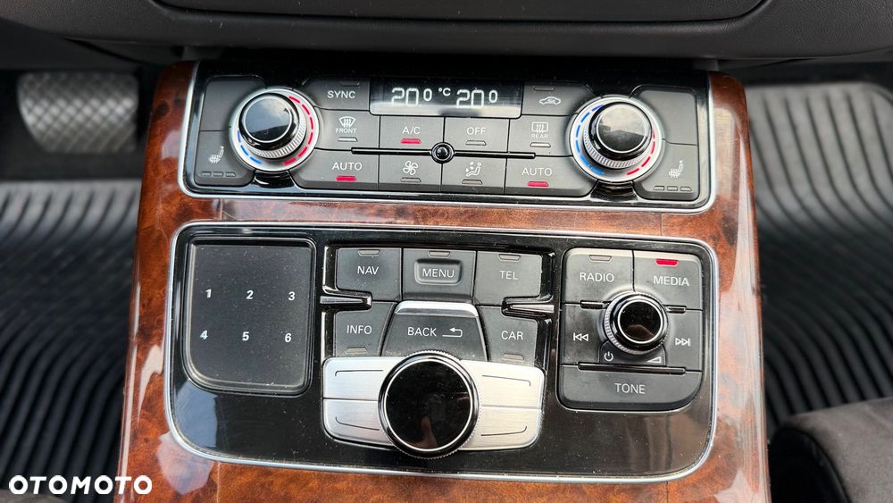 Audi A8 3.0 TDI DPF quattro tiptronic Langversion - 32