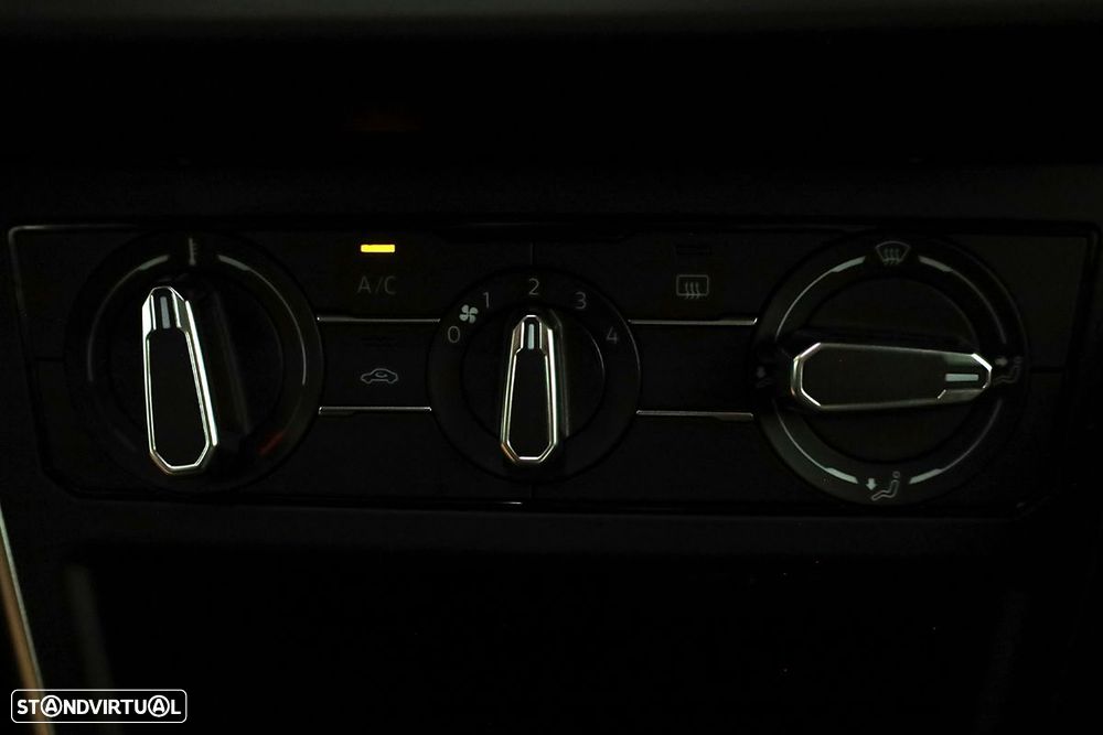 VW Taigo 1.0 TSI Urban - 12