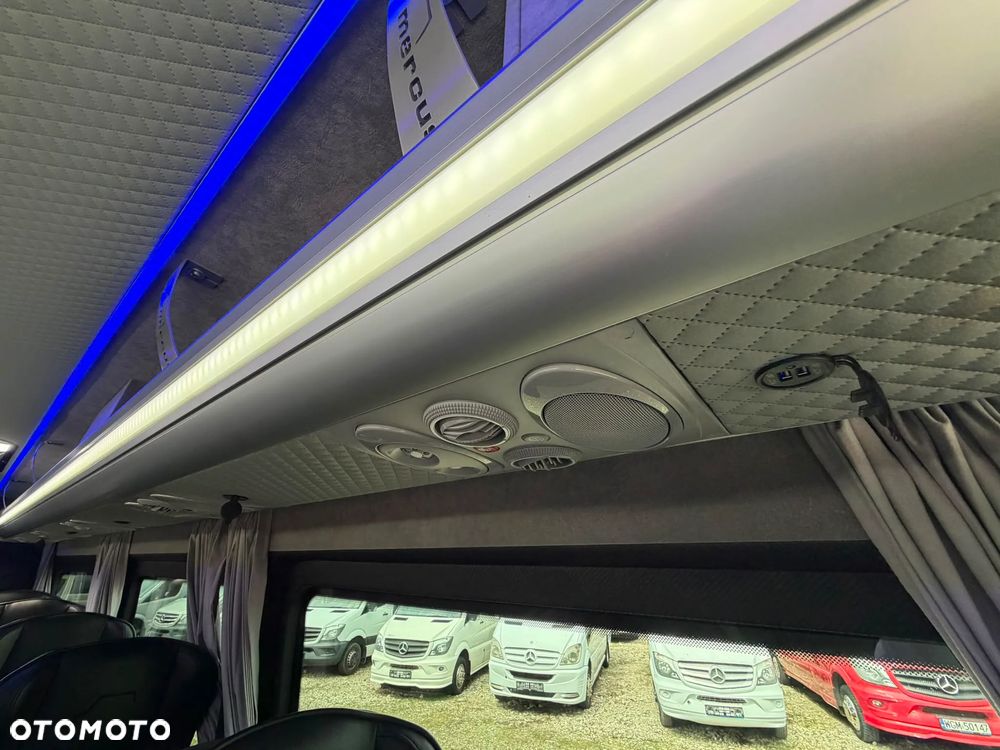 Mercedes-Benz Sprinter 519 - 24