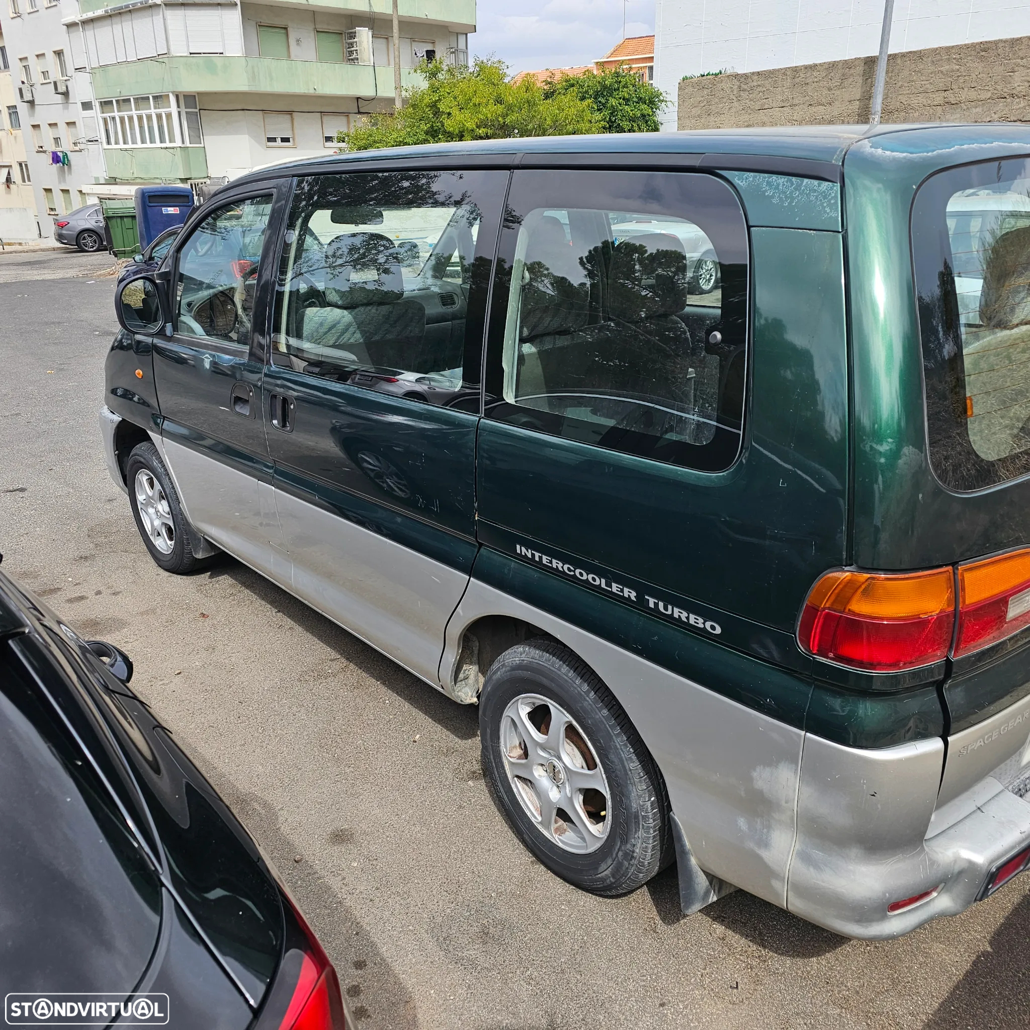 Mitsubishi Space Gear 2.5 TD GLX AC - 2