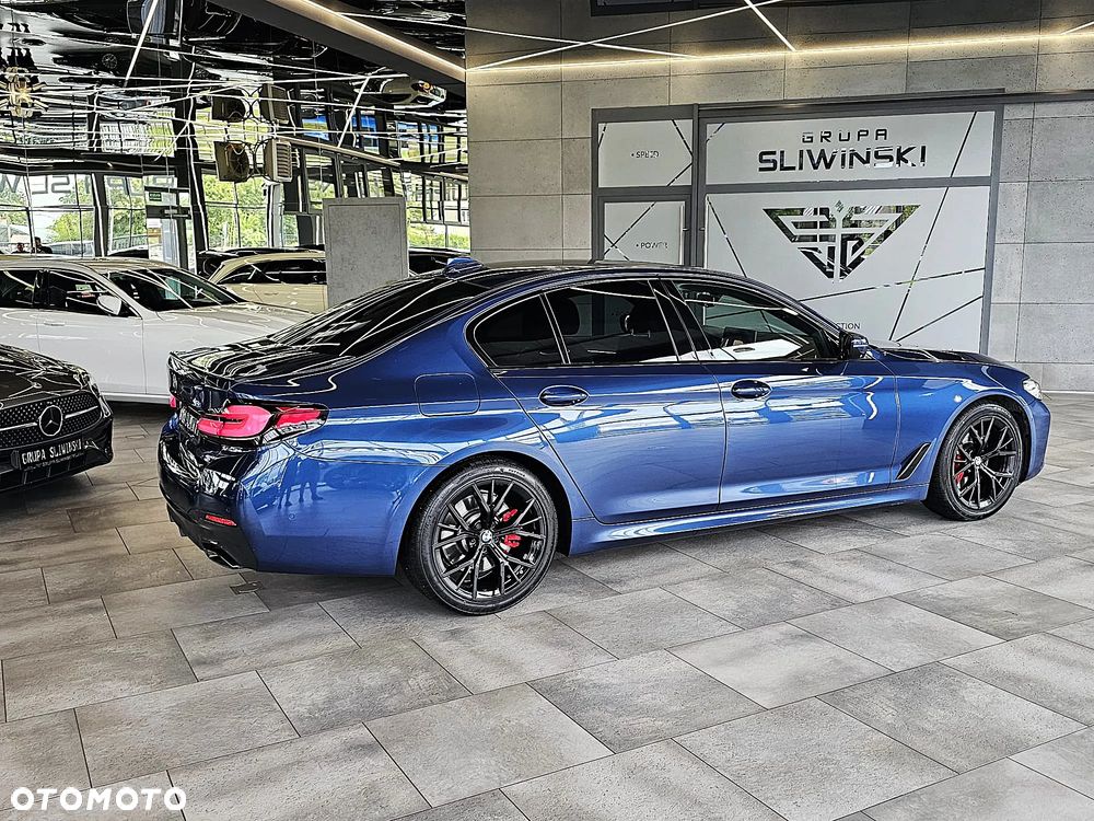 BMW Seria 5 530i xDrive mHEV M Sport sport - 10