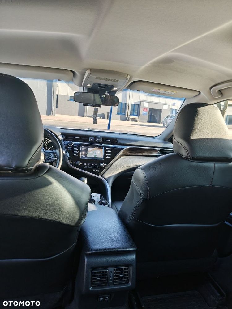 Toyota Camry 2.5 Hybrid Comfort CVT - 15