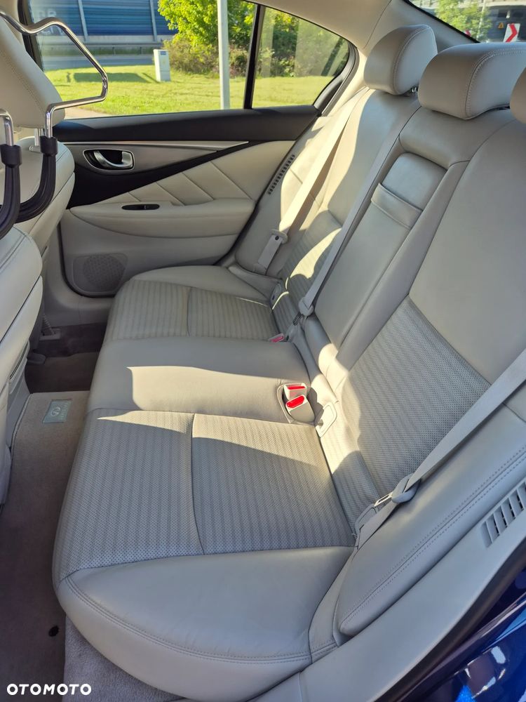 Infiniti Q50 Q50S Hybrid Sport Tech AWD - 9