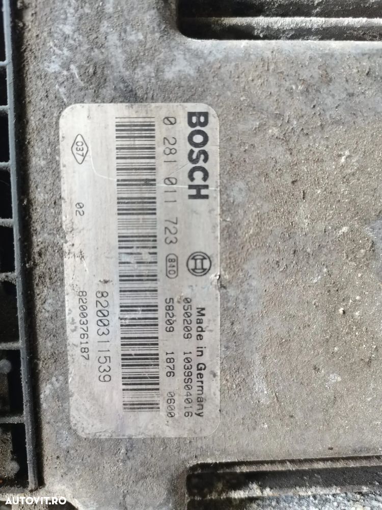 Calculator Motor ECU Renault Espace 4 0281011723 8200311539 8200376187 - 2